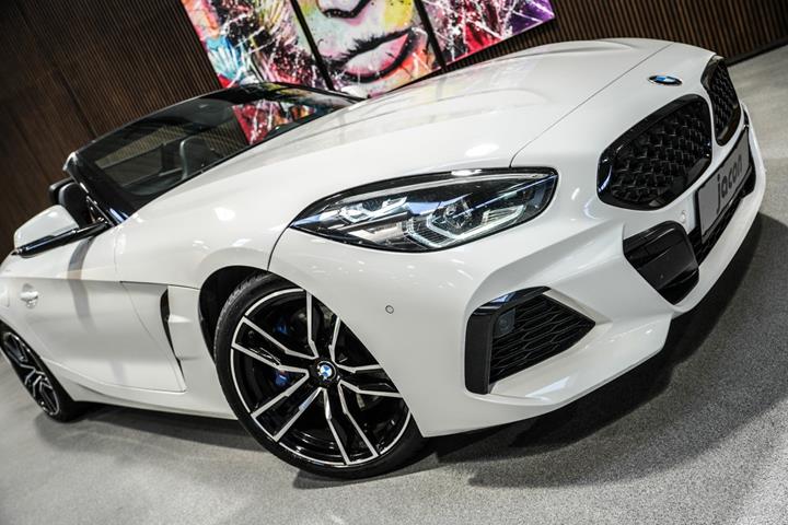 Hvid BMW Z4 fra 2020