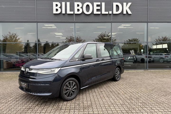 Blå VW Multivan fra 2024