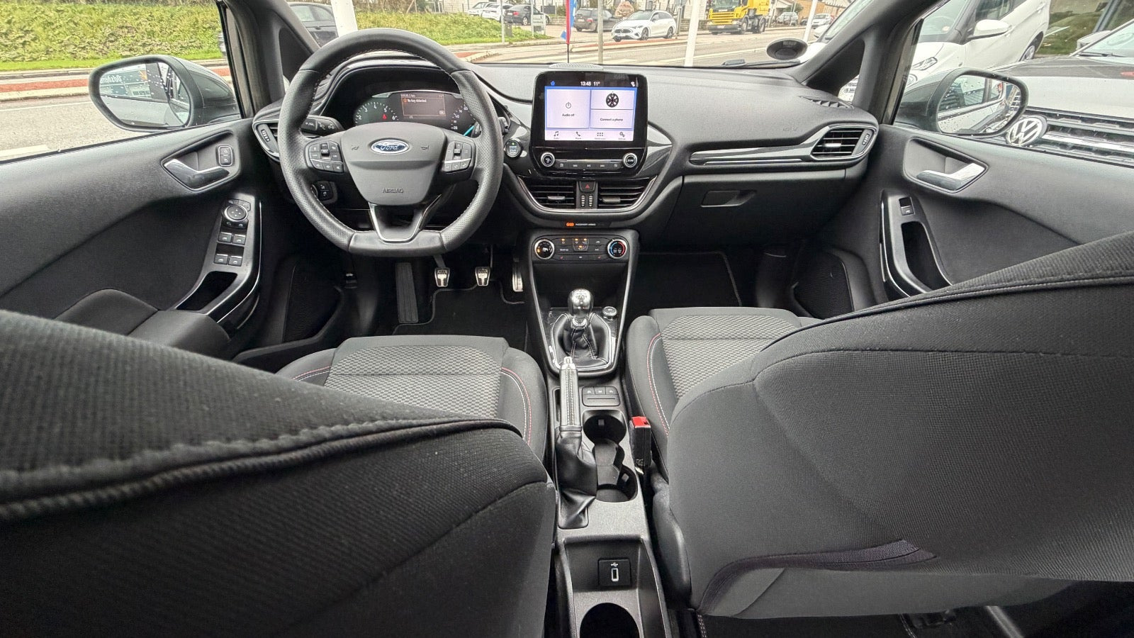 Grå Ford Fiesta fra 2018