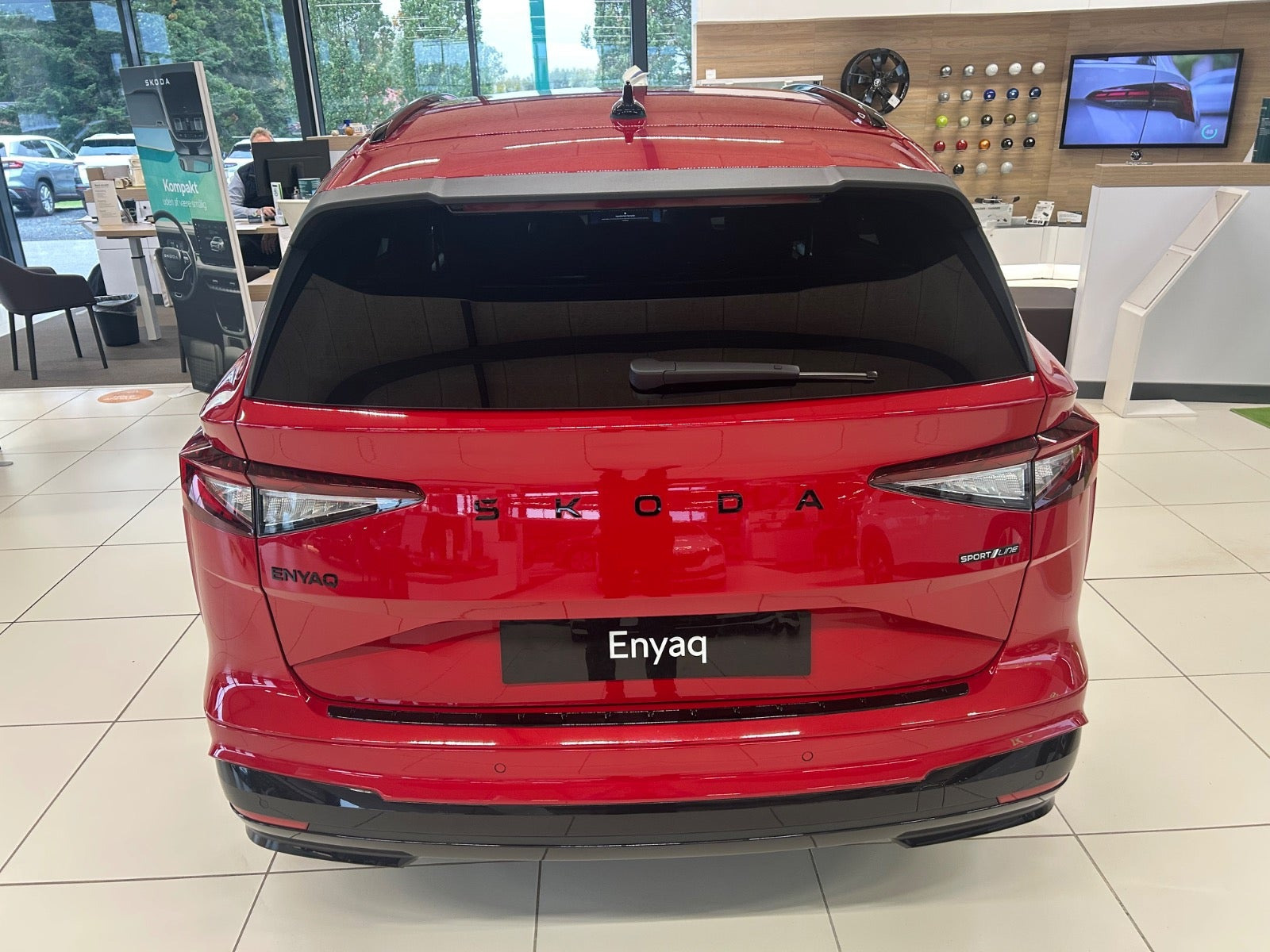 Rød Skoda Enyaq fra 2026