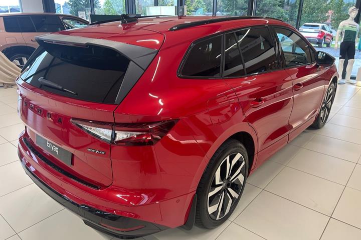 Rød Skoda Enyaq fra 2026