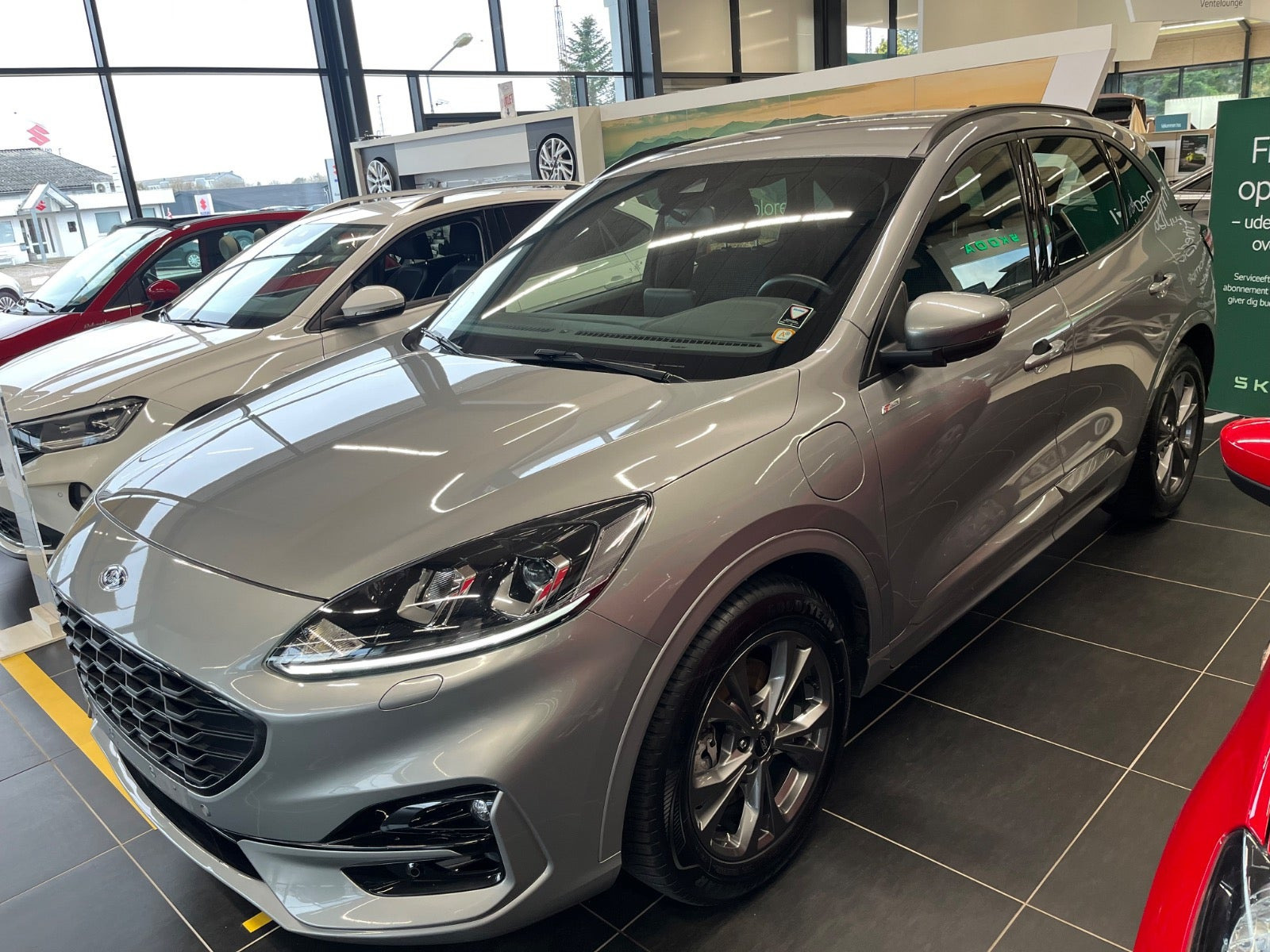 Ford Kuga 2,5 PHEV ST-Line X CVT