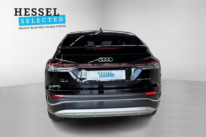 Sort Audi Q4 e-tron fra 2025