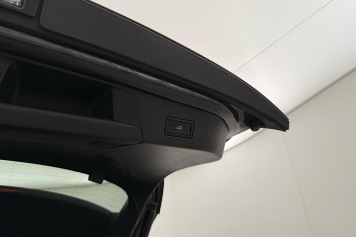 Grå VW ID.4 fra 2022
