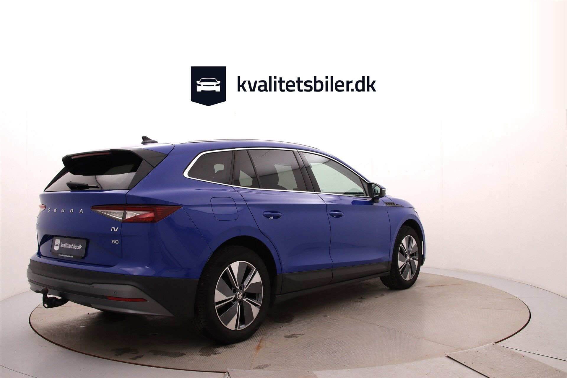 Blå Skoda Enyaq fra 2023