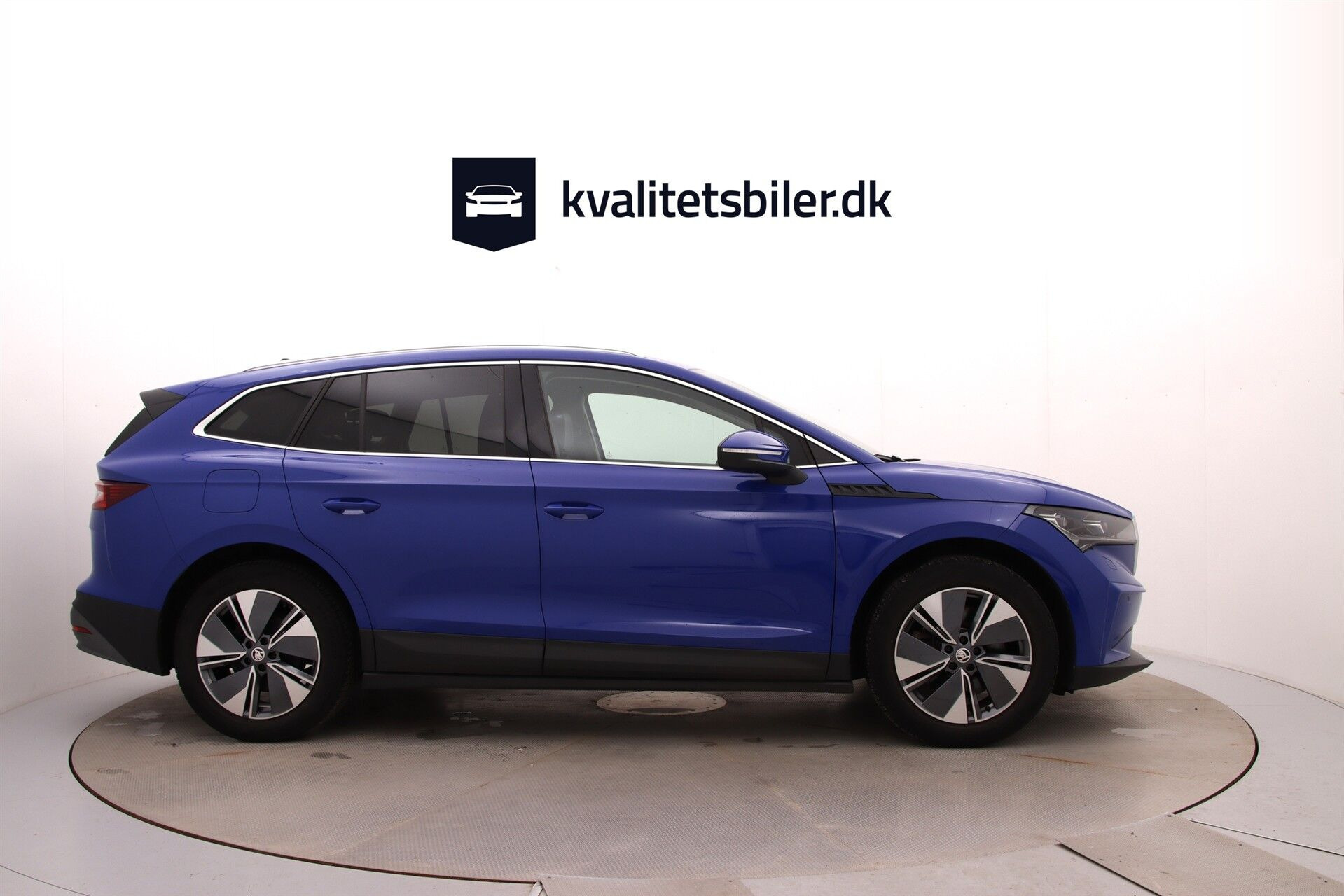 Blå Skoda Enyaq fra 2023