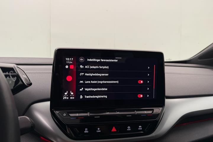 Blå VW ID.4 fra 2023