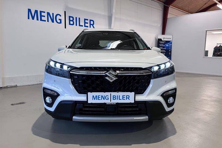 Hvid Suzuki S-Cross fra 2022