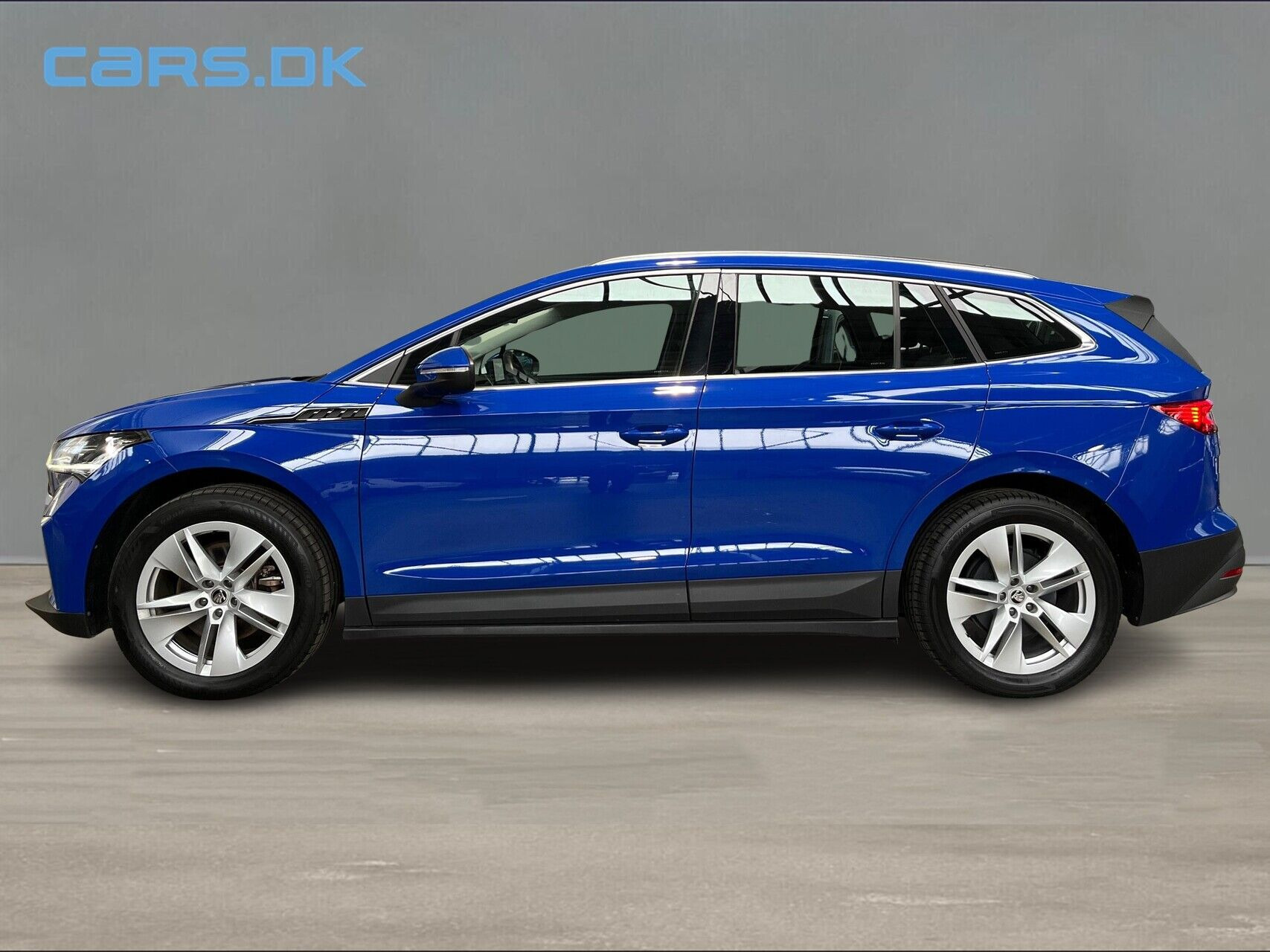 Blå Skoda Enyaq fra 2023