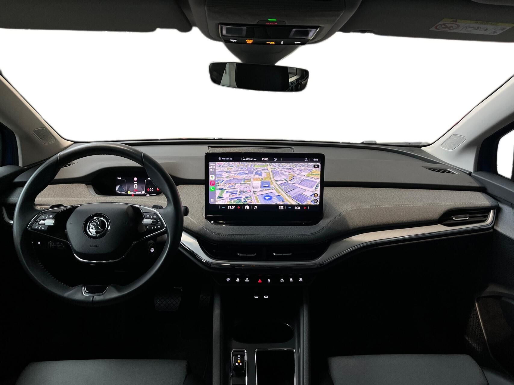 Blå Skoda Enyaq fra 2023