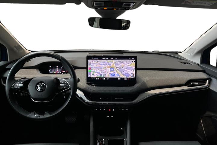 Blå Skoda Enyaq fra 2023