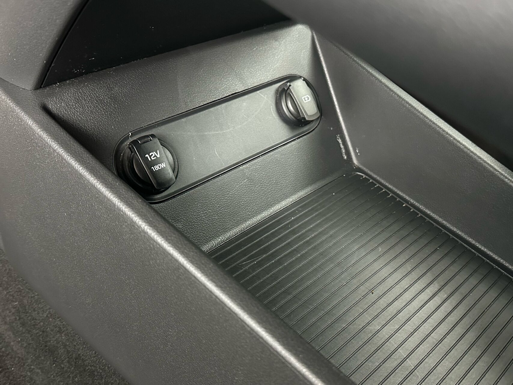 Blå Hyundai Kona fra 2021