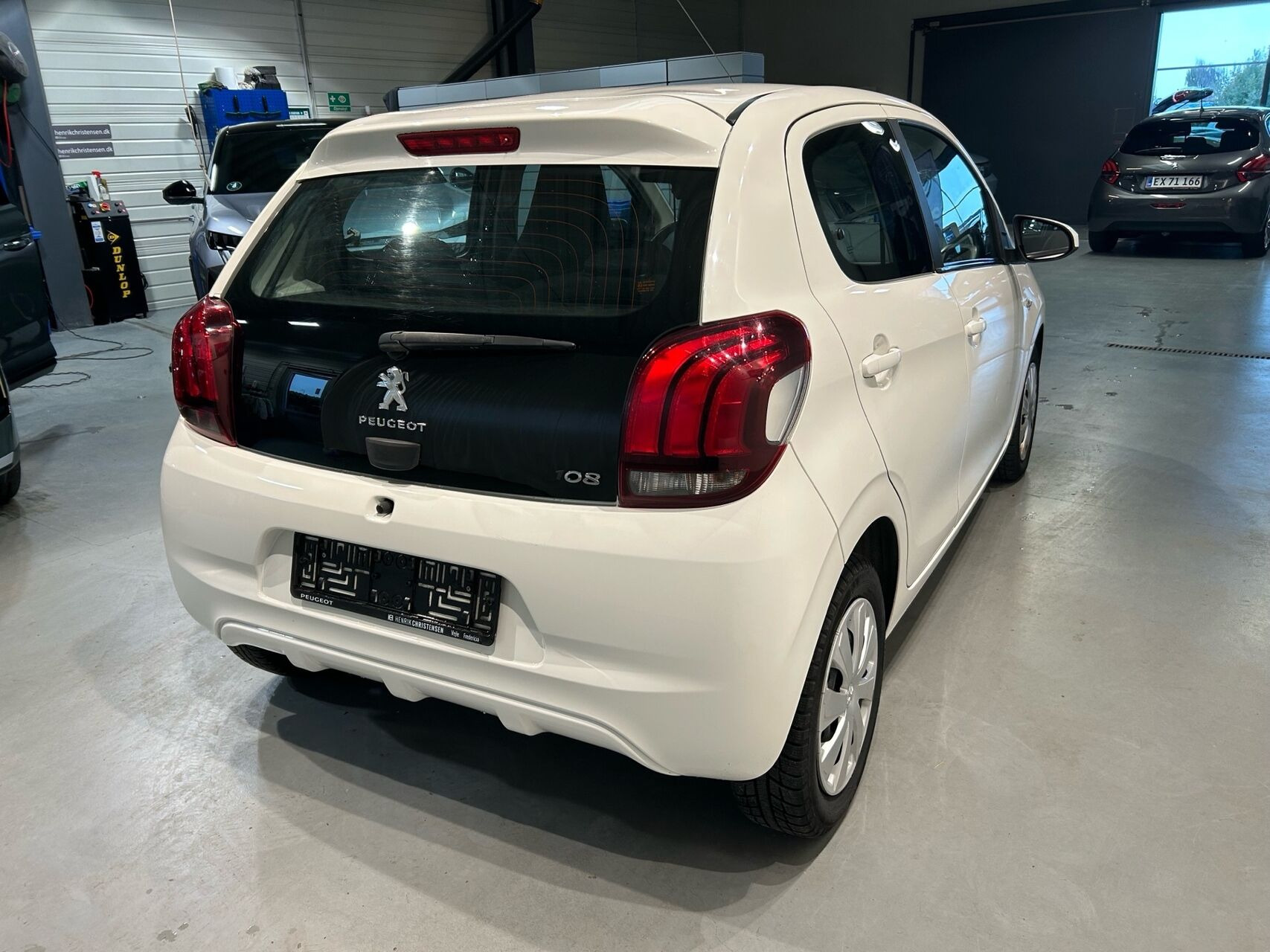Hvid Peugeot 108 fra 2017