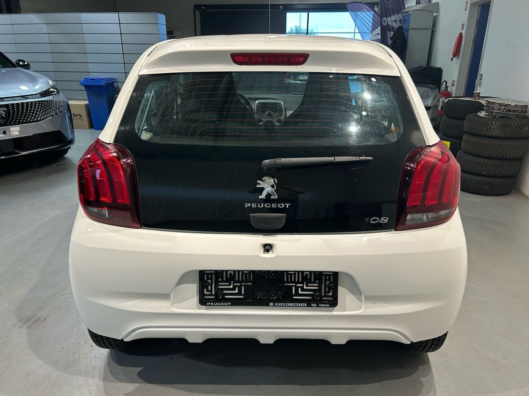 Hvid Peugeot 108 fra 2017