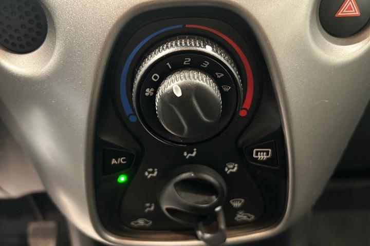 Hvid Peugeot 108 fra 2017