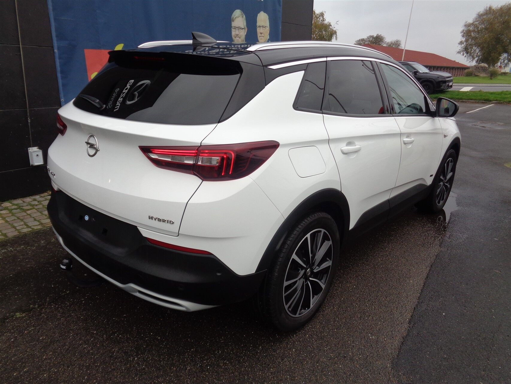 Hvid Opel Grandland X fra 2020