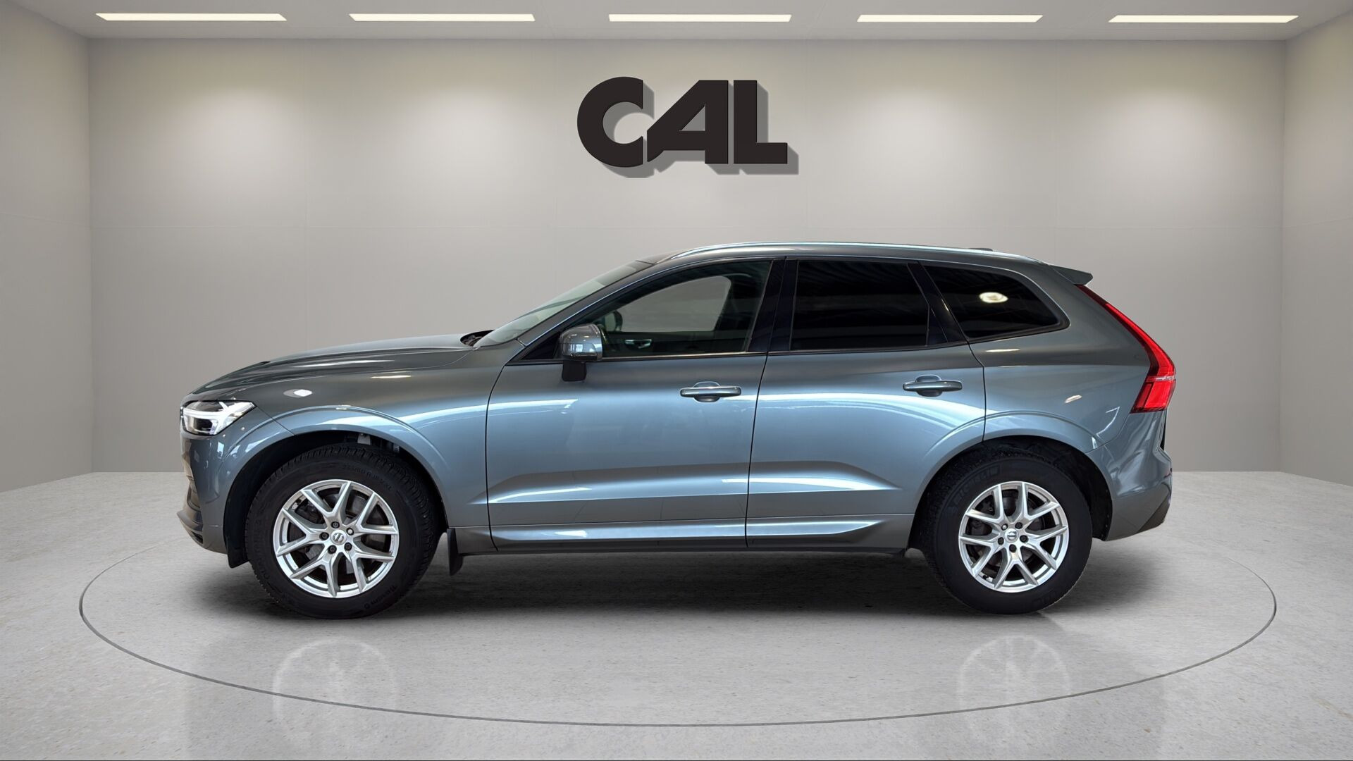 Grå Volvo XC60 fra 2018