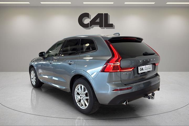 Grå Volvo XC60 fra 2018