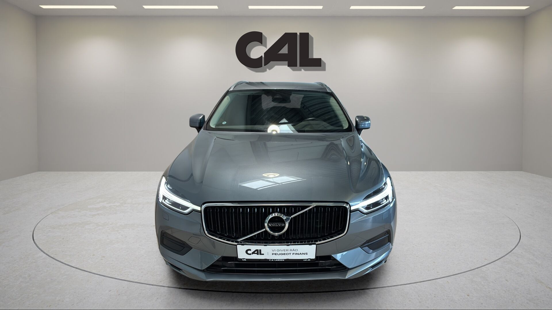 Grå Volvo XC60 fra 2018
