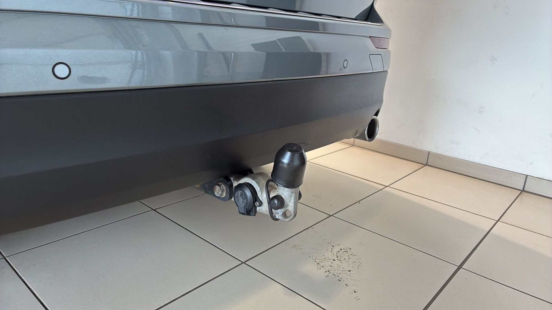Grå Volvo XC60 fra 2018