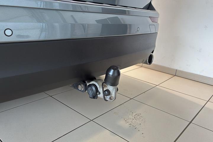 Grå Volvo XC60 fra 2018