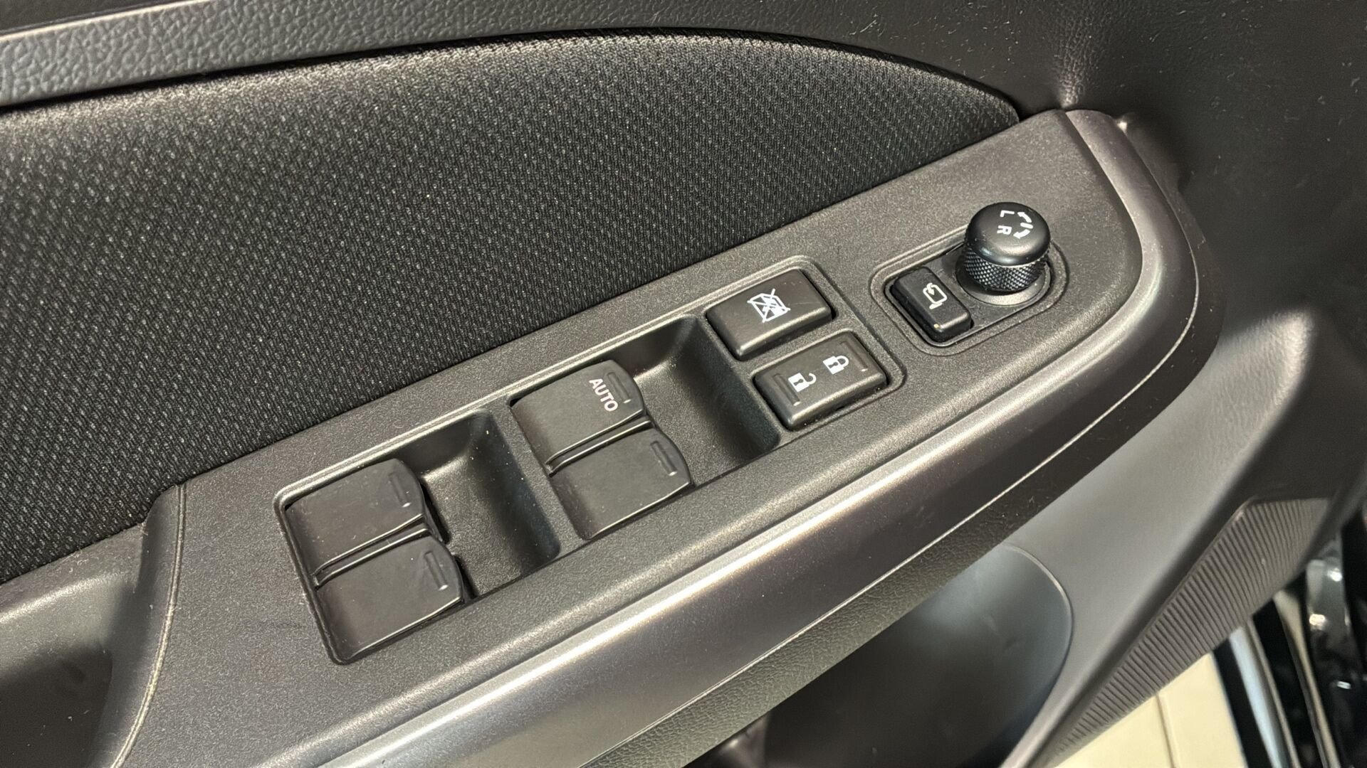Sort Suzuki Swift fra 2024