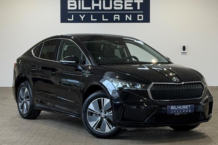 Sort Skoda Enyaq fra 2023