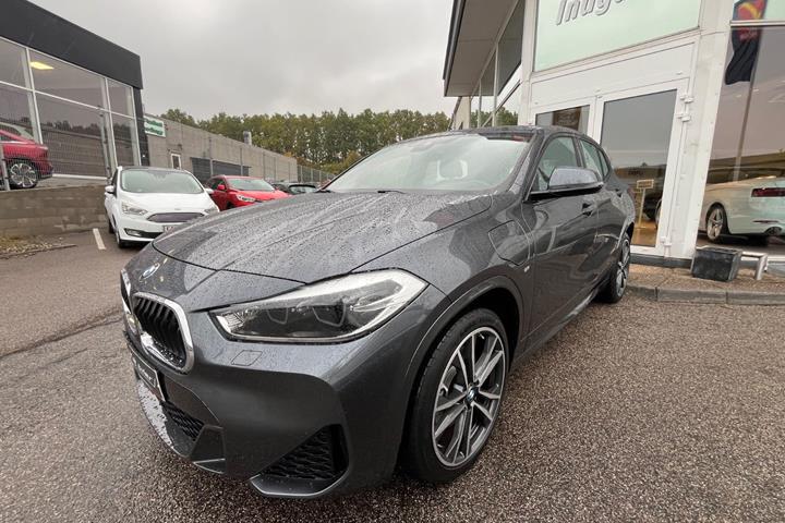 Grå BMW X2 fra 2022