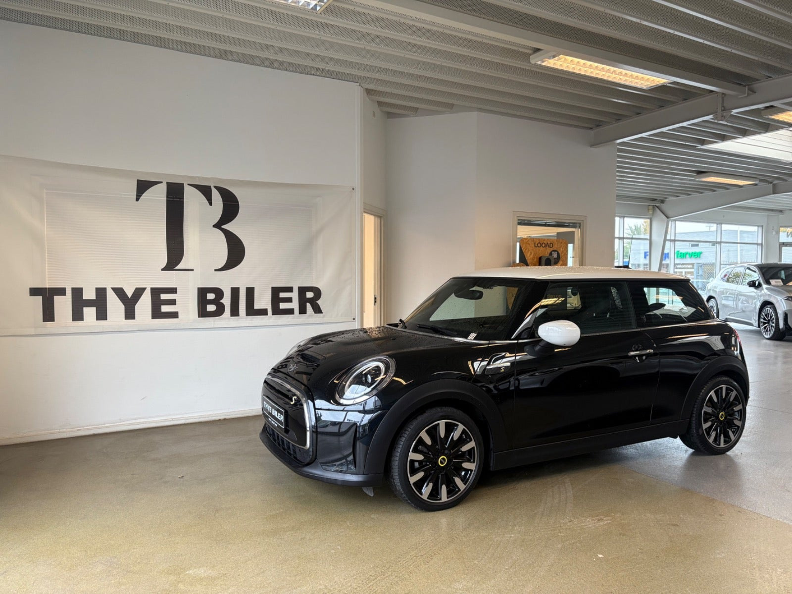 Mini Cooper SE Yours Trim