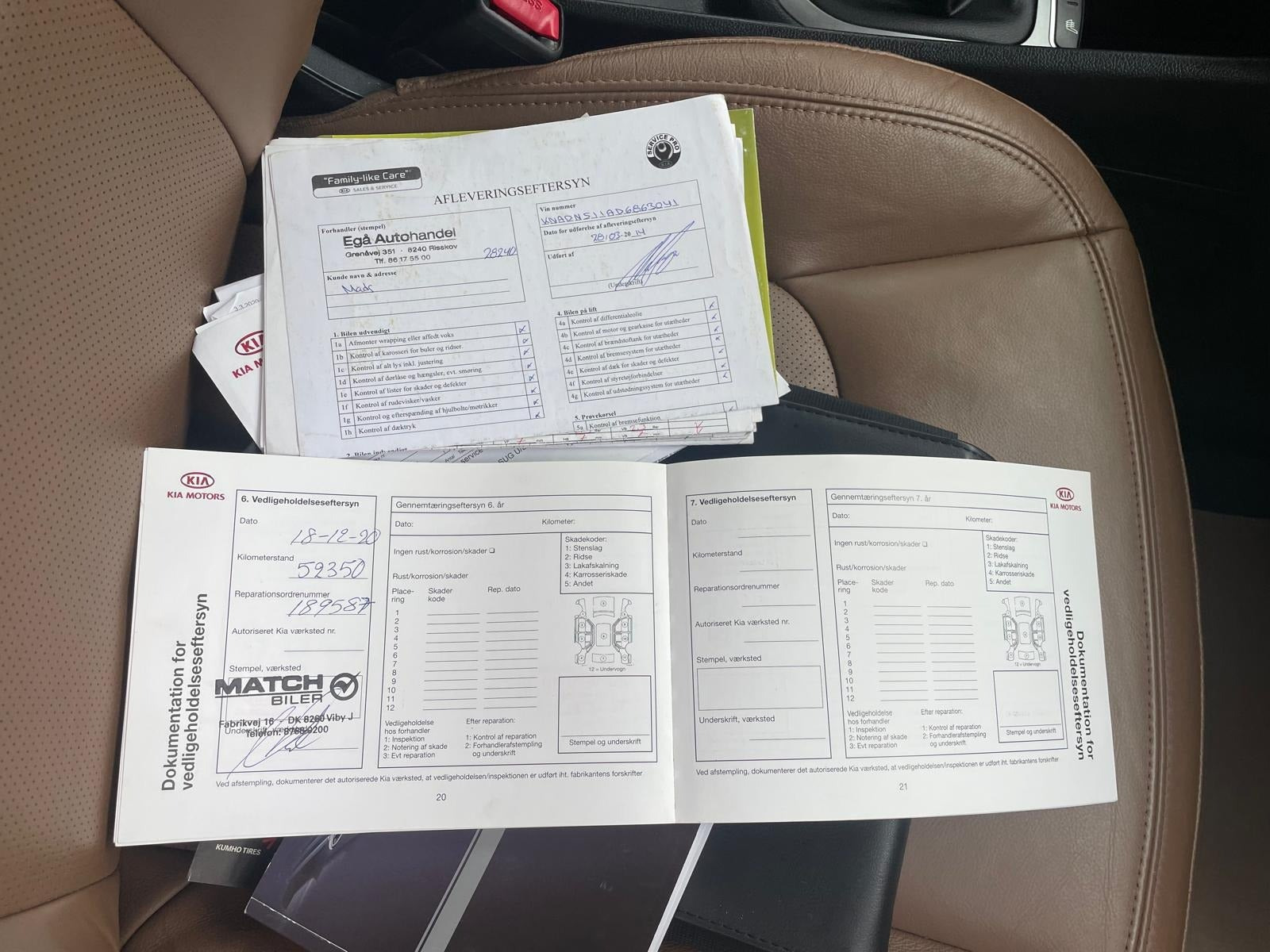 Brun Kia Rio fra 2013