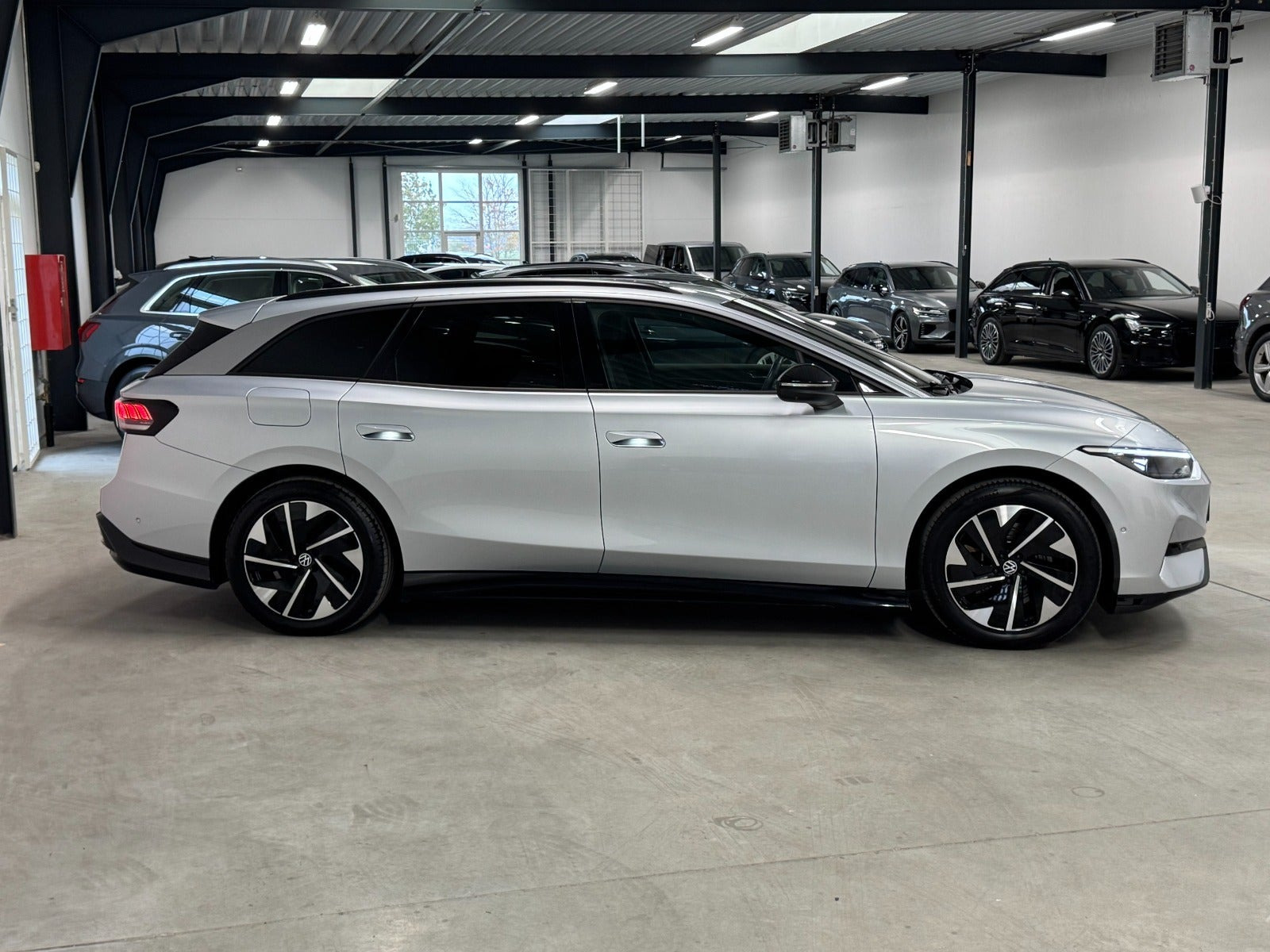 Sølv VW ID.7 fra 2025
