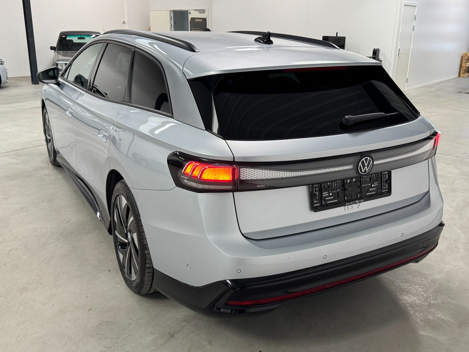 Sølv VW ID.7 fra 2025