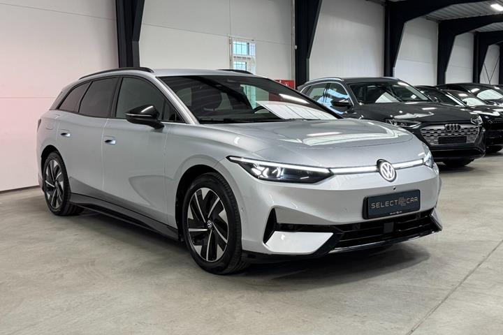 Sølv VW ID.7 fra 2025