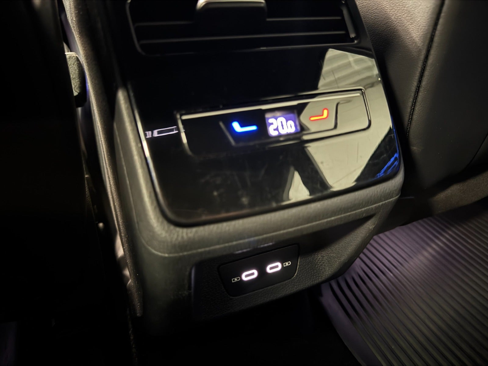 Sølv VW ID.7 fra 2025