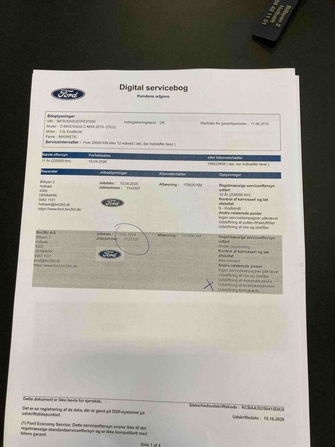 Grå Ford C-MAX fra 2015