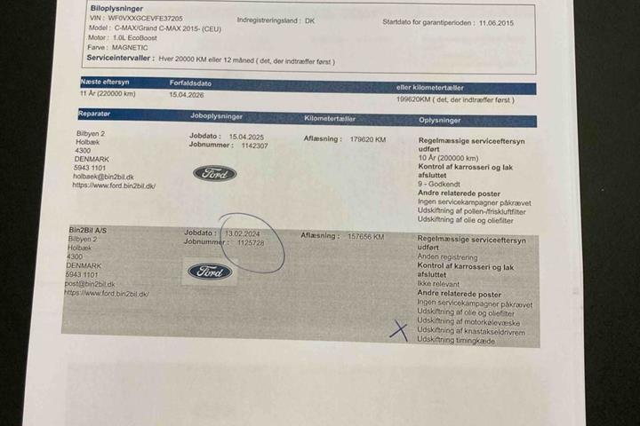 Grå Ford C-MAX fra 2015
