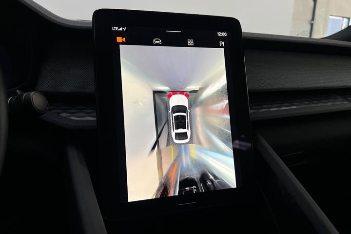 Grå Polestar 2 fra 2023