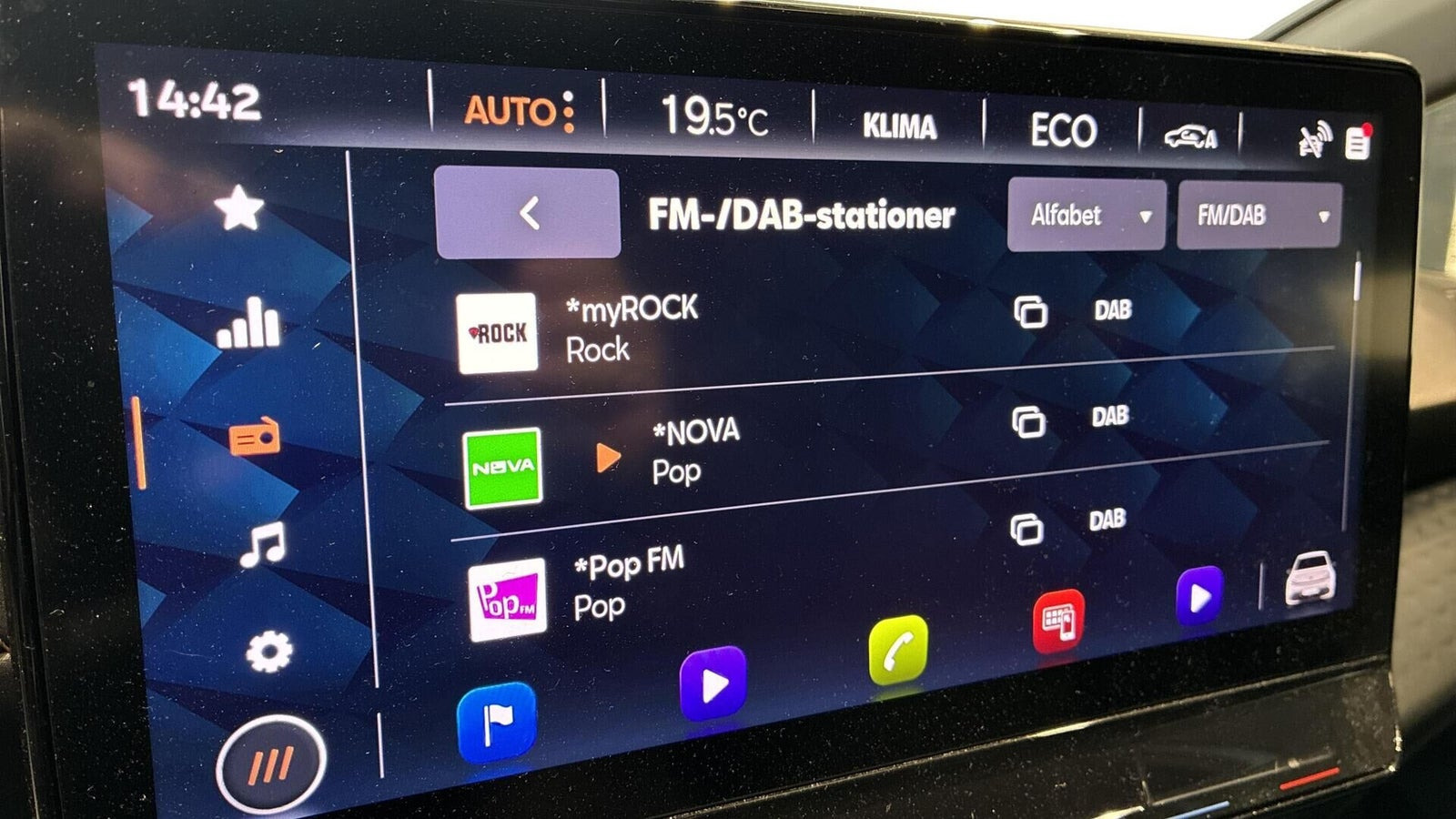 Hvid Cupra Born fra 2023