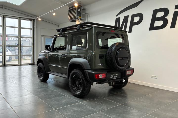 Grøn Suzuki Jimny fra 2022