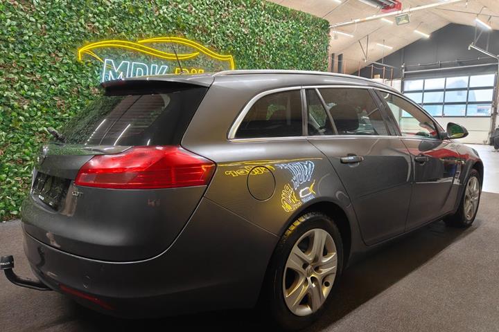 undefined Opel Insignia fra 2010