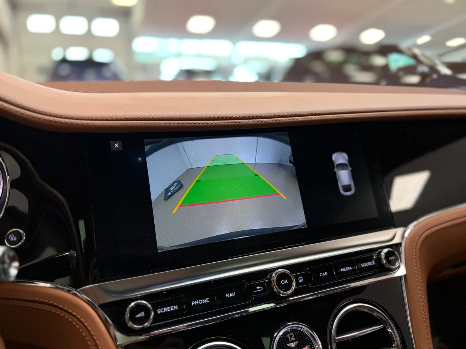 Blå Bentley Continental GT fra 2020