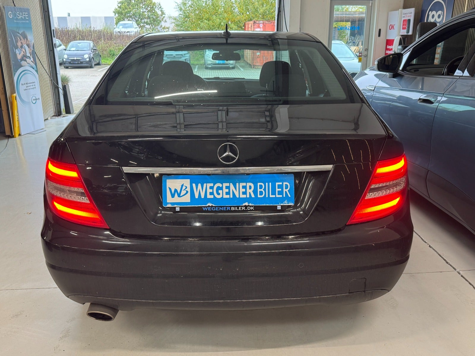 Sort Mercedes C220 fra 2013