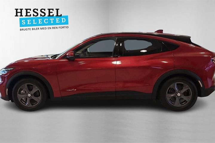 Rød Ford Mustang Mach-E fra 2021