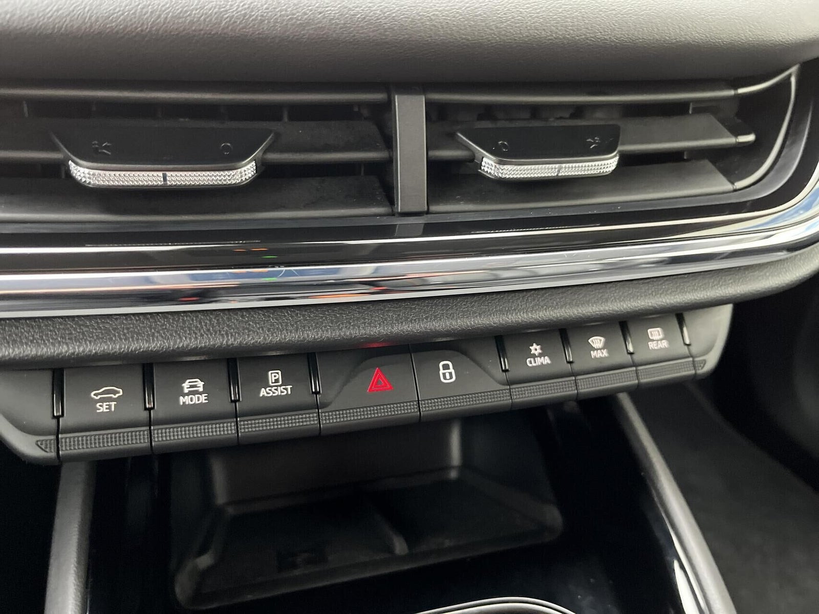 Sort Skoda Enyaq fra 2022
