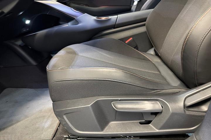 Sort Cupra Tavascan fra 2025