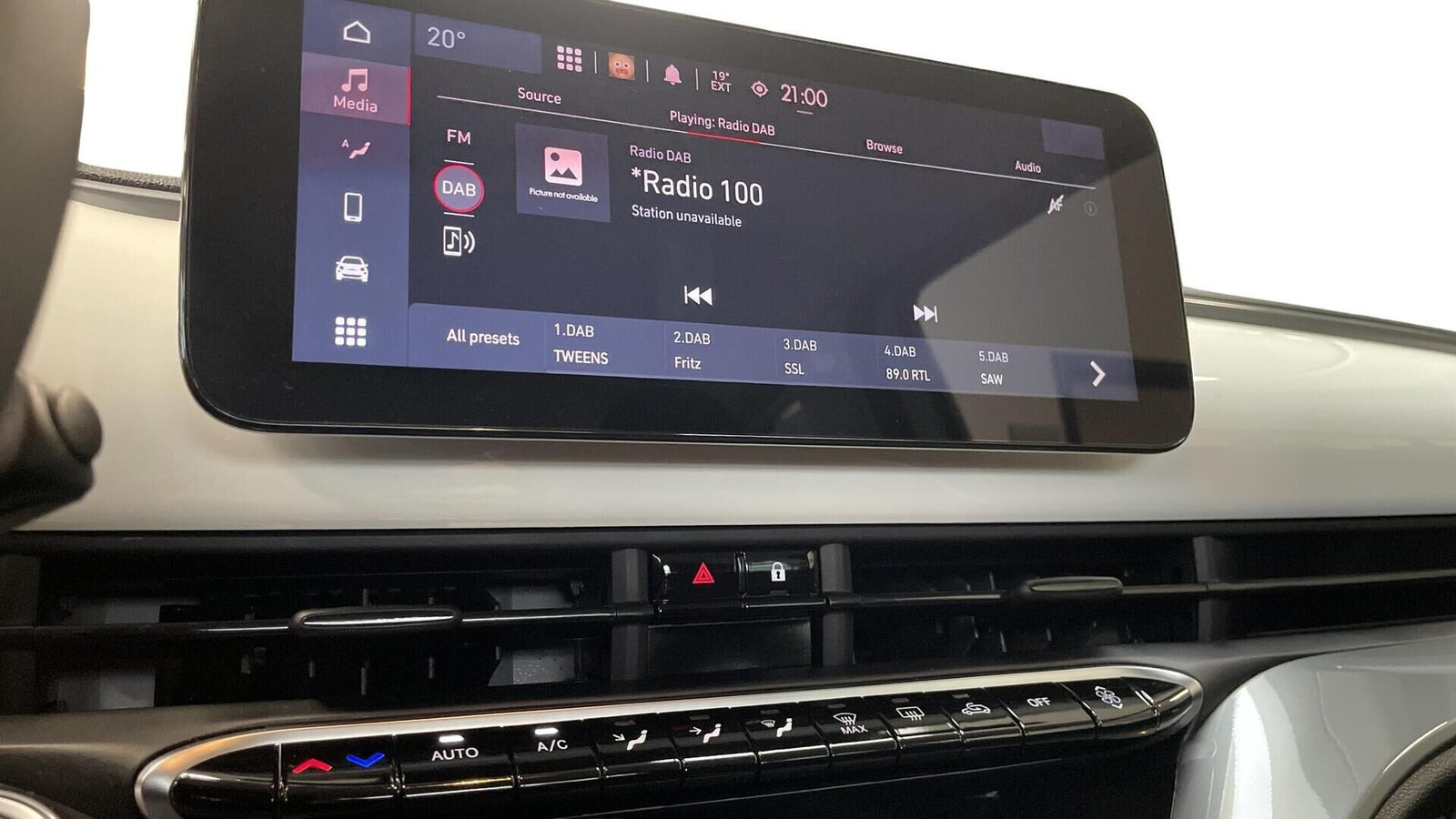 Rød Fiat 500e fra 2023