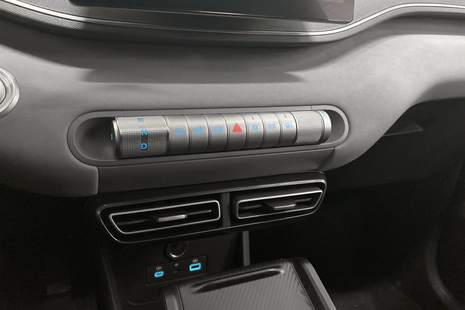 Hvid BYD Dolphin Surf fra 2025