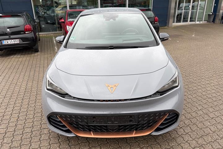 Rød Cupra Born fra 2023
