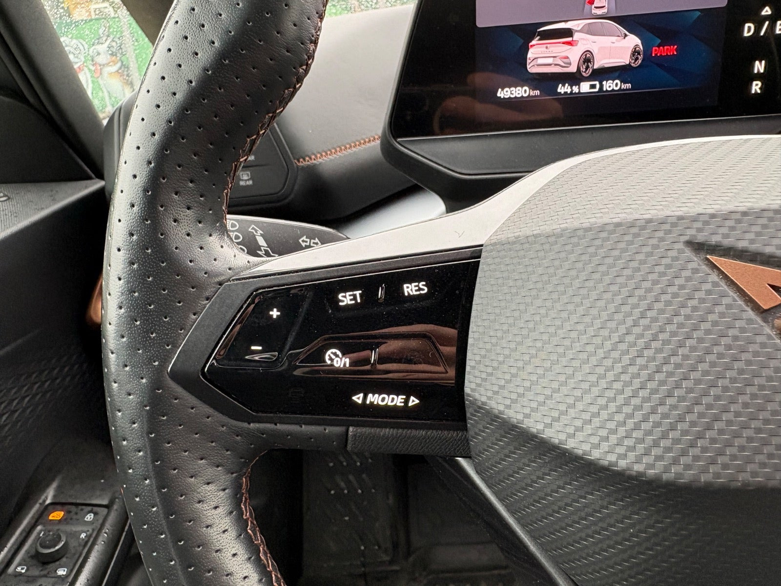 Rød Cupra Born fra 2023