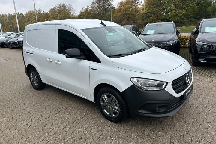 Grøn Mercedes eCitan fra 2026
